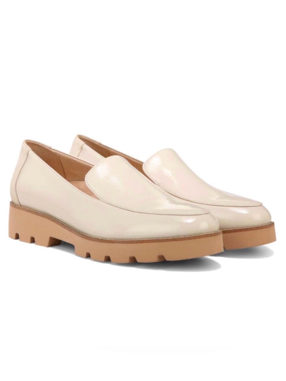 Vionic Kensley Loafers Size 9 Cream Patent Lug Sole Arch Support Slip On Shoes